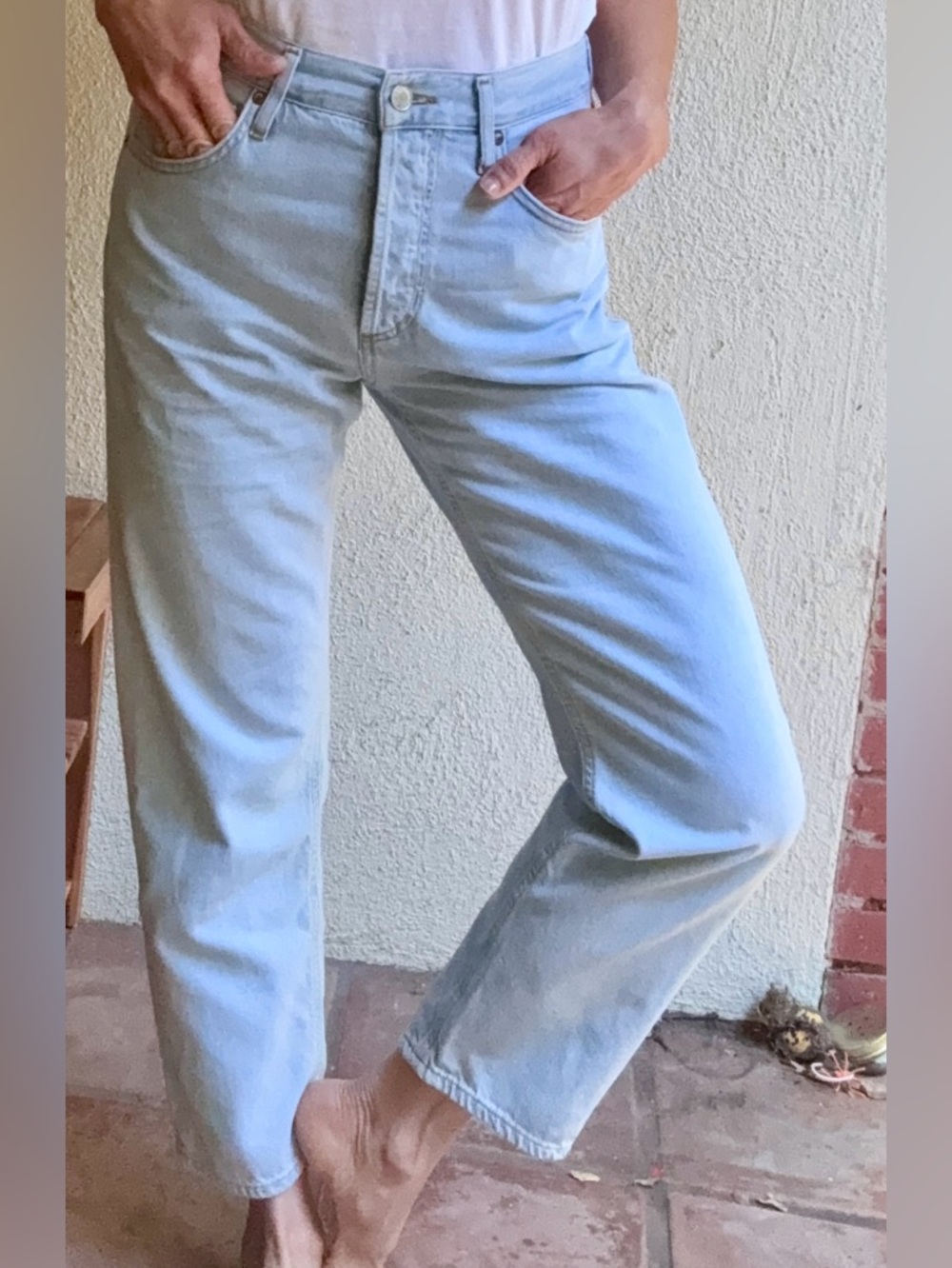 Agolde Light Blue 90’s mid-rise straight - like new